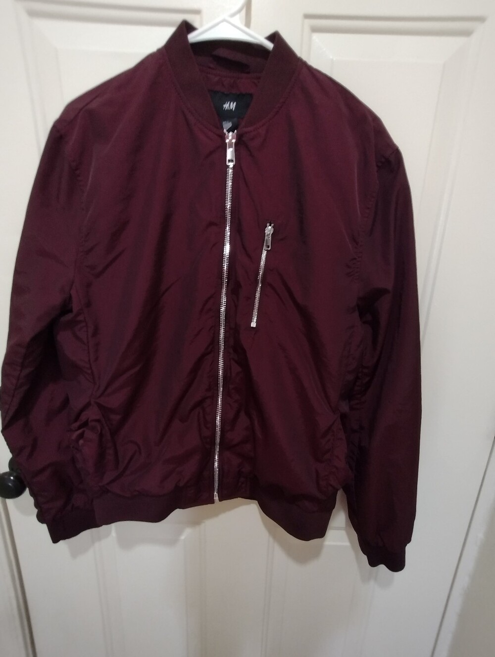 Men's New H&M Burgundy Zip Up Jacket With Multiple Silver Zip Up Pockets